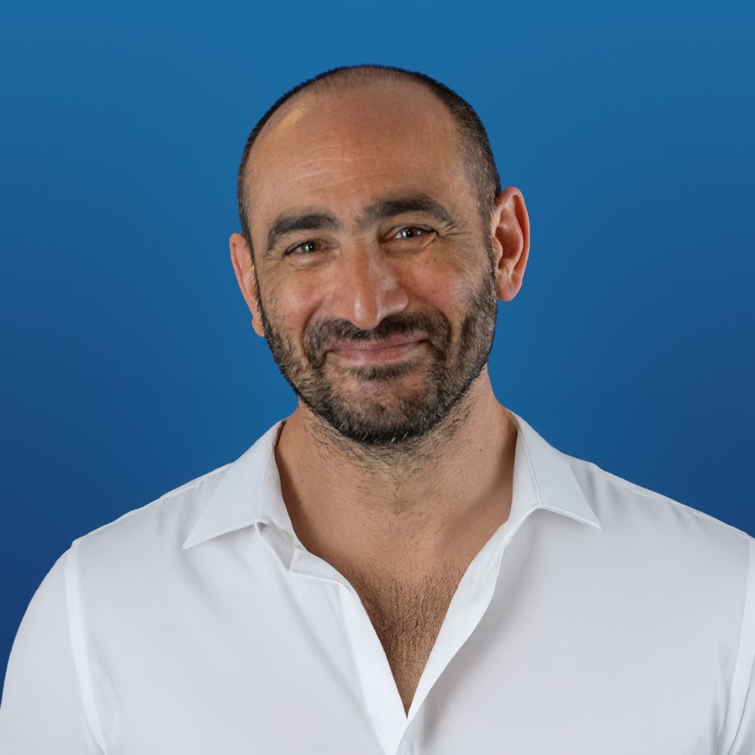 Dr. Fernando Aharonian - Cordón